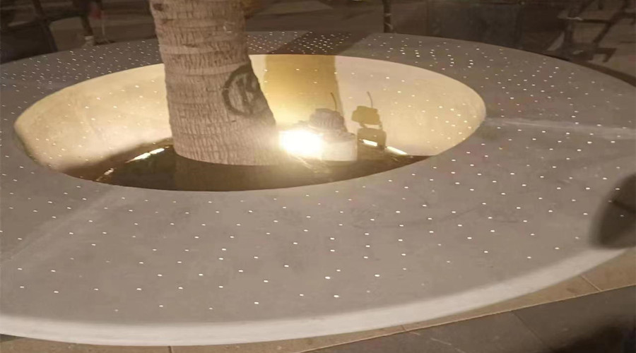 海南三亞鳳凰島UHPC透光坐凳樹池項(xiàng)目 海南三亞鳳凰島UHPC透光坐凳樹池項(xiàng)目