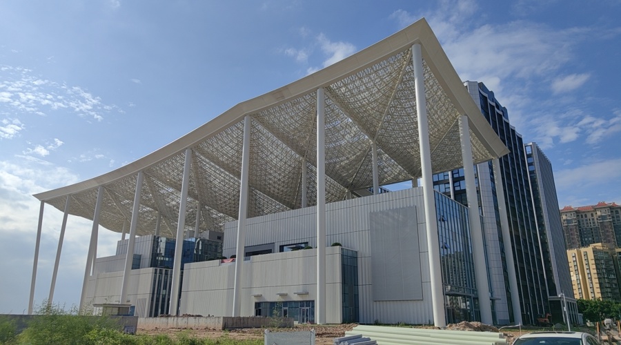 珠海九州灣大型UHPC外墻掛板項(xiàng)目