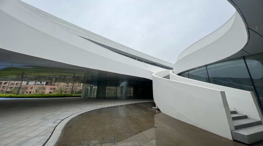 東莞大灣區(qū)大學(xué)松山湖校區(qū)GRC構(gòu)件項(xiàng)目