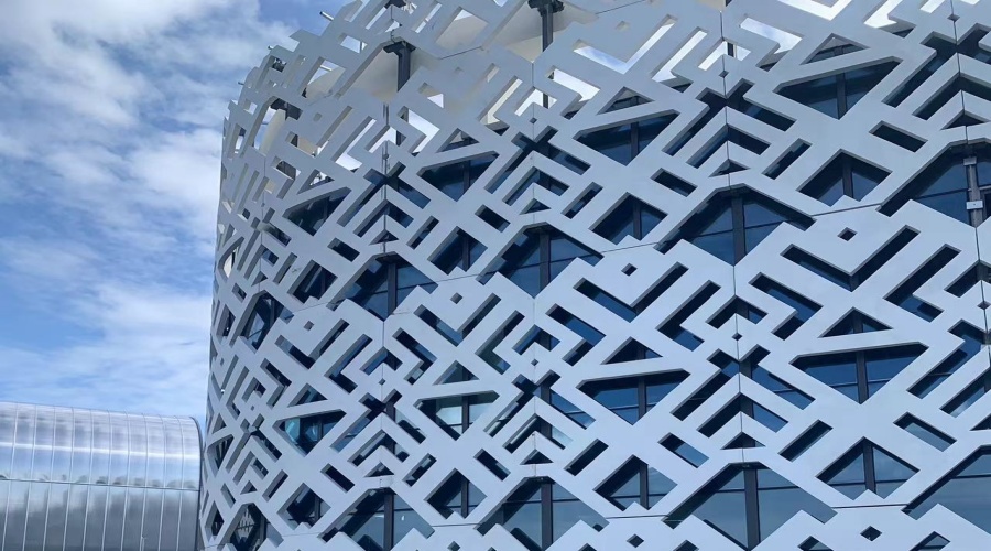 UHPC鏤空幕墻板安裝